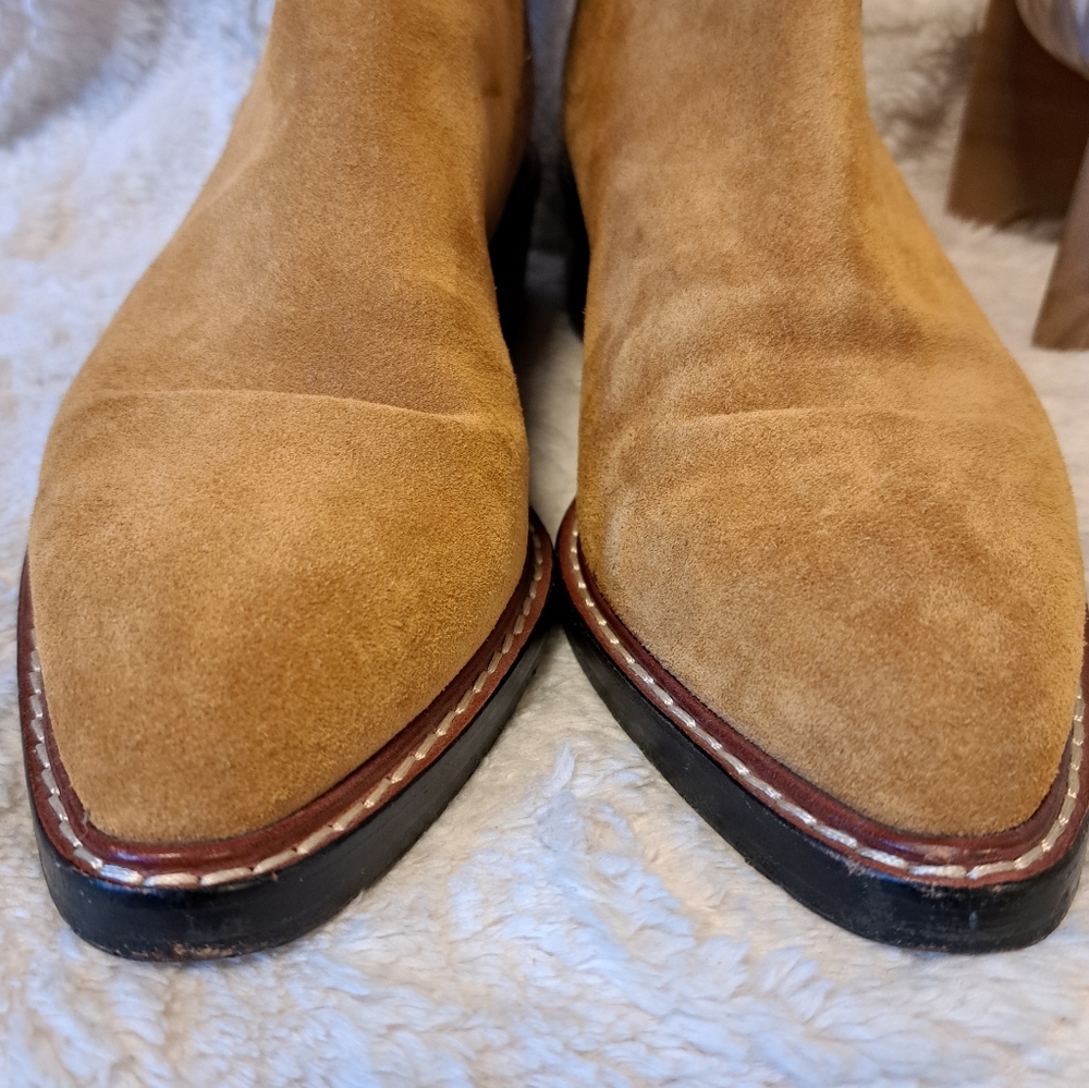 Coach Bowery Chelsea Boots Ankle Booties Camel Tan Suede Pointed Toe Size 6.5 - Picture 3 of 15